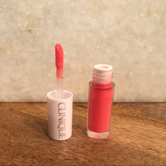 Clinique Makeup Clinique Pop Splash Lip Gloss In Rosewater Pop